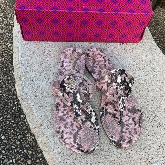 Tory Burch Shoes - Brand new tory Burch sandal